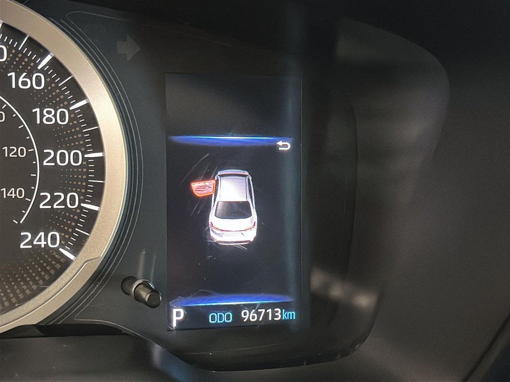 2021 Toyota Corolla LE CVT in Stratford, Ontario - 12 - w1024h768px