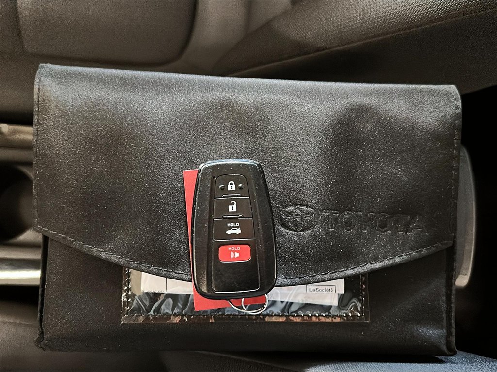 2021 Toyota Corolla LE CVT in Stratford, Ontario - 15 - w1024h768px