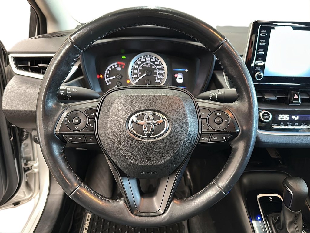 2021 Toyota Corolla LE CVT in Stratford, Ontario - 11 - w1024h768px