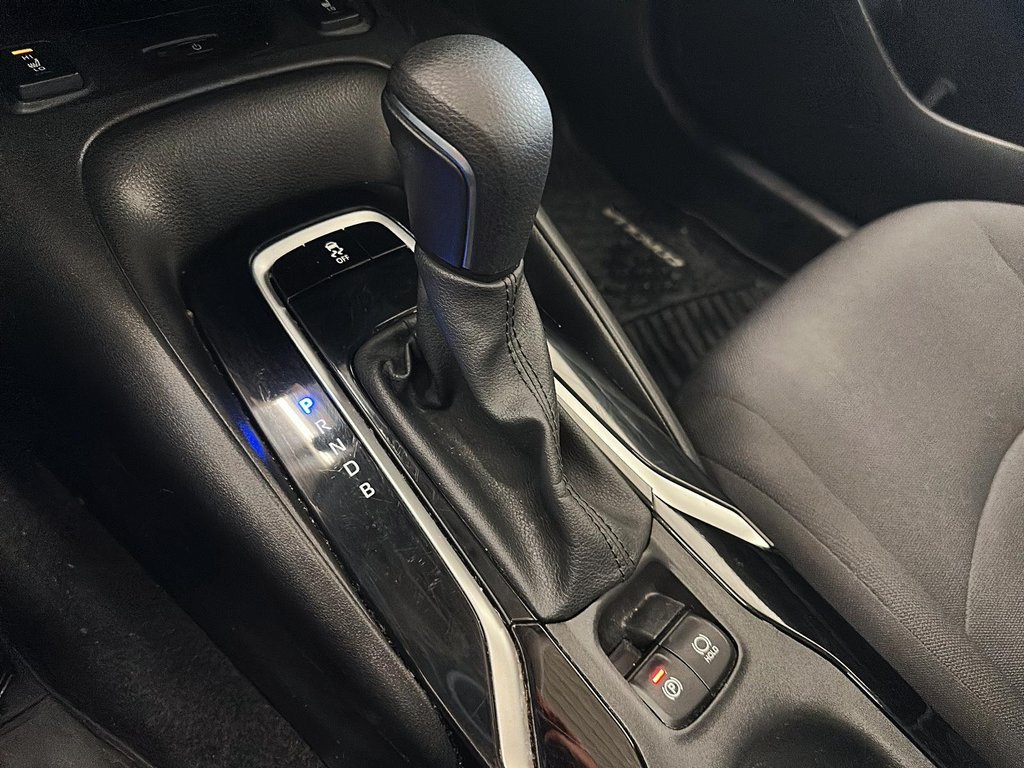 2021 Toyota Corolla LE CVT in Stratford, Ontario - 14 - w1024h768px