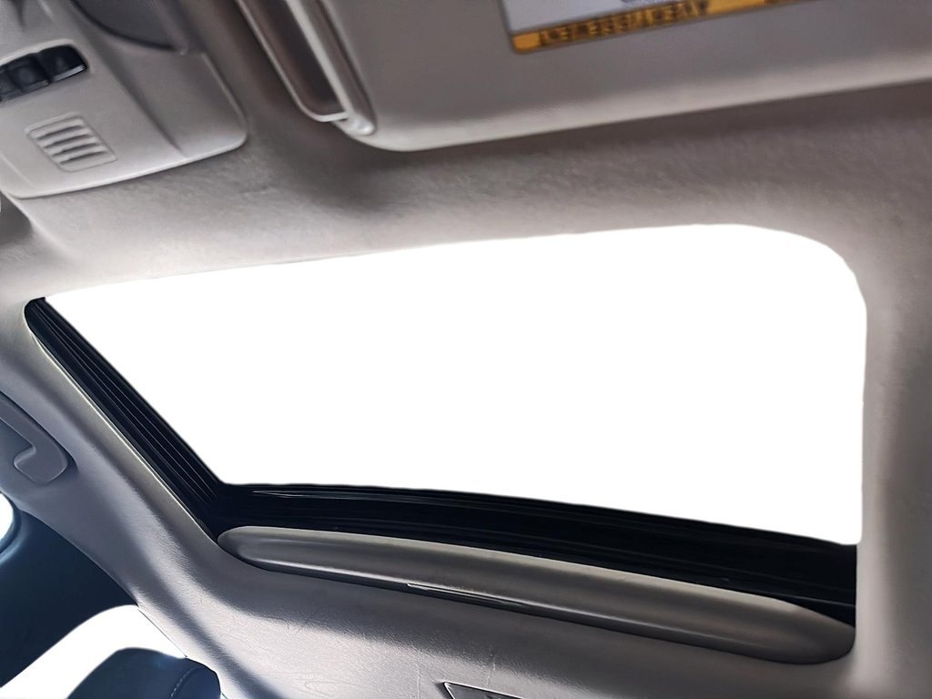 2021 Toyota Corolla LE CVT in Stratford, Ontario - 16 - w1024h768px