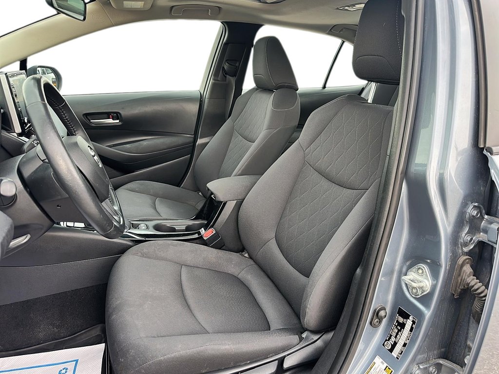 2021 Toyota Corolla LE CVT in Stratford, Ontario - 8 - w1024h768px