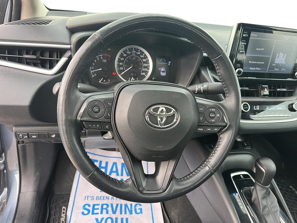 2021 Toyota Corolla LE CVT in Stratford, Ontario - 11 - w1024h768px