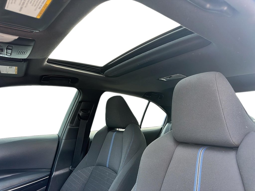 2022 Toyota Corolla SE 6M in Stratford, Ontario - 15 - w1024h768px