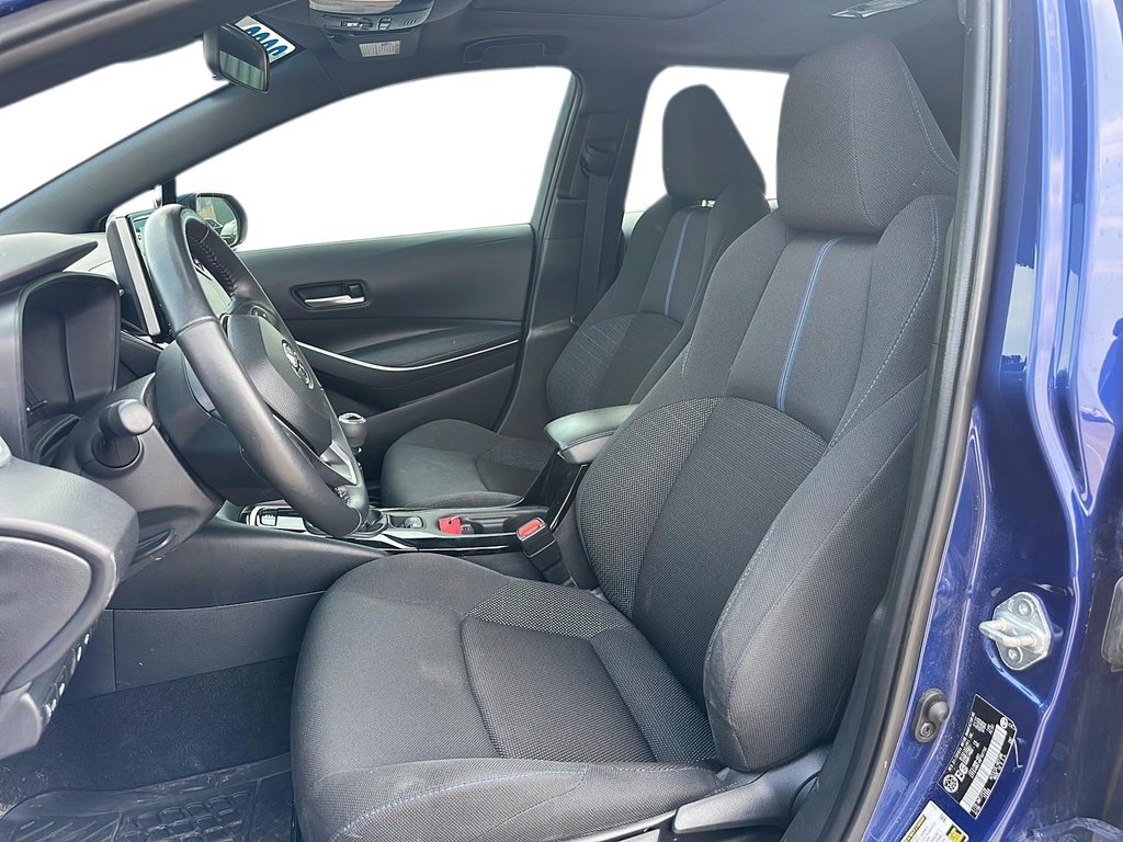 2022 Toyota Corolla SE 6M in Stratford, Ontario - 8 - w1024h768px