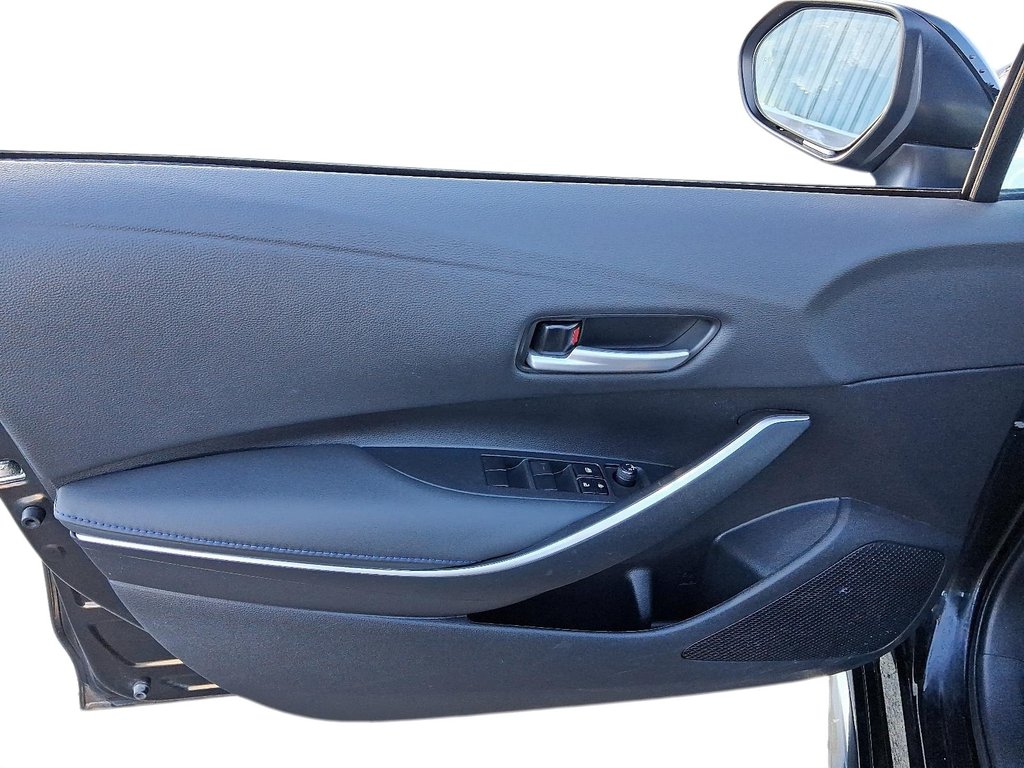 2022 Toyota Corolla SE CVT in Stratford, Ontario - 11 - w1024h768px
