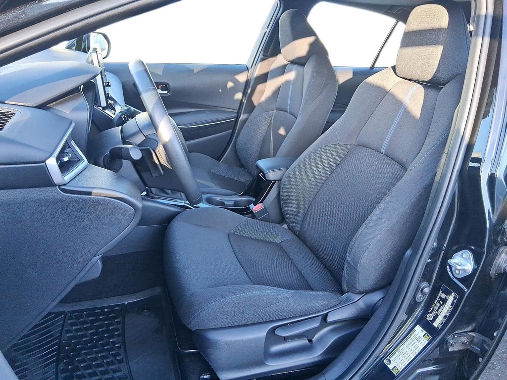 2022 Toyota Corolla SE CVT in Stratford, Ontario - 8 - w1024h768px