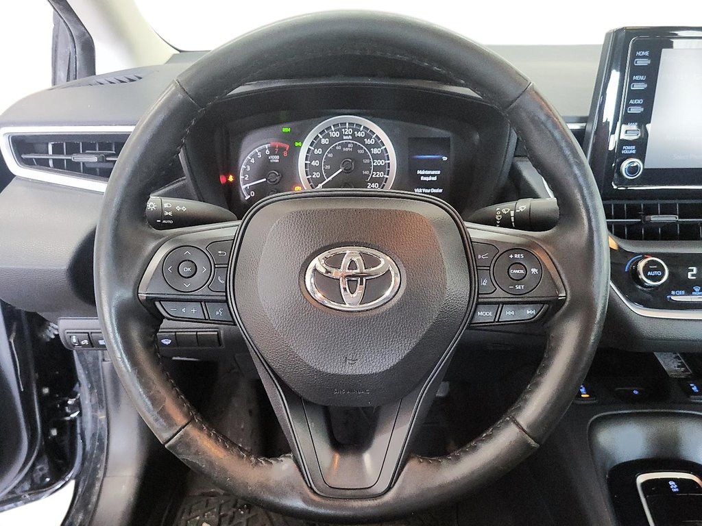 2022 Toyota Corolla LE CVT in Stratford, Ontario - 11 - w1024h768px