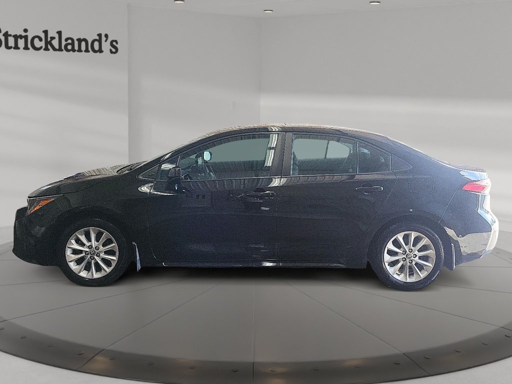 2022 Toyota Corolla LE CVT in Stratford, Ontario - 5 - w1024h768px