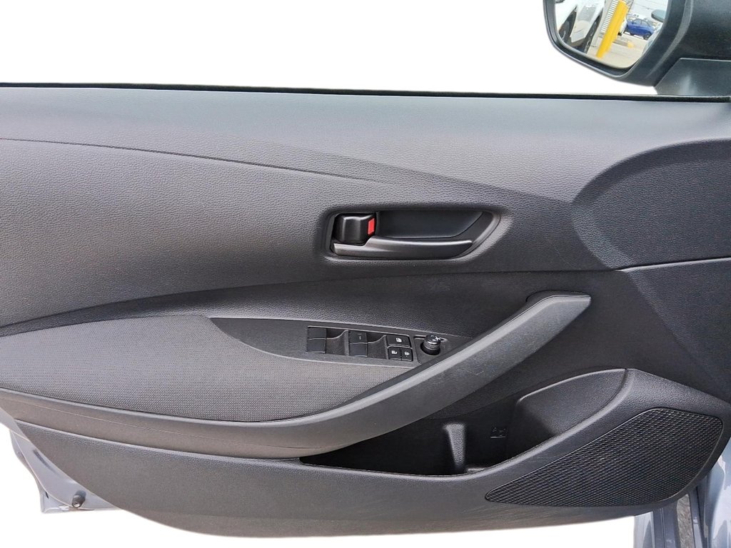 2022 Toyota Corolla LE CVT in Stratford, Ontario - 11 - w1024h768px