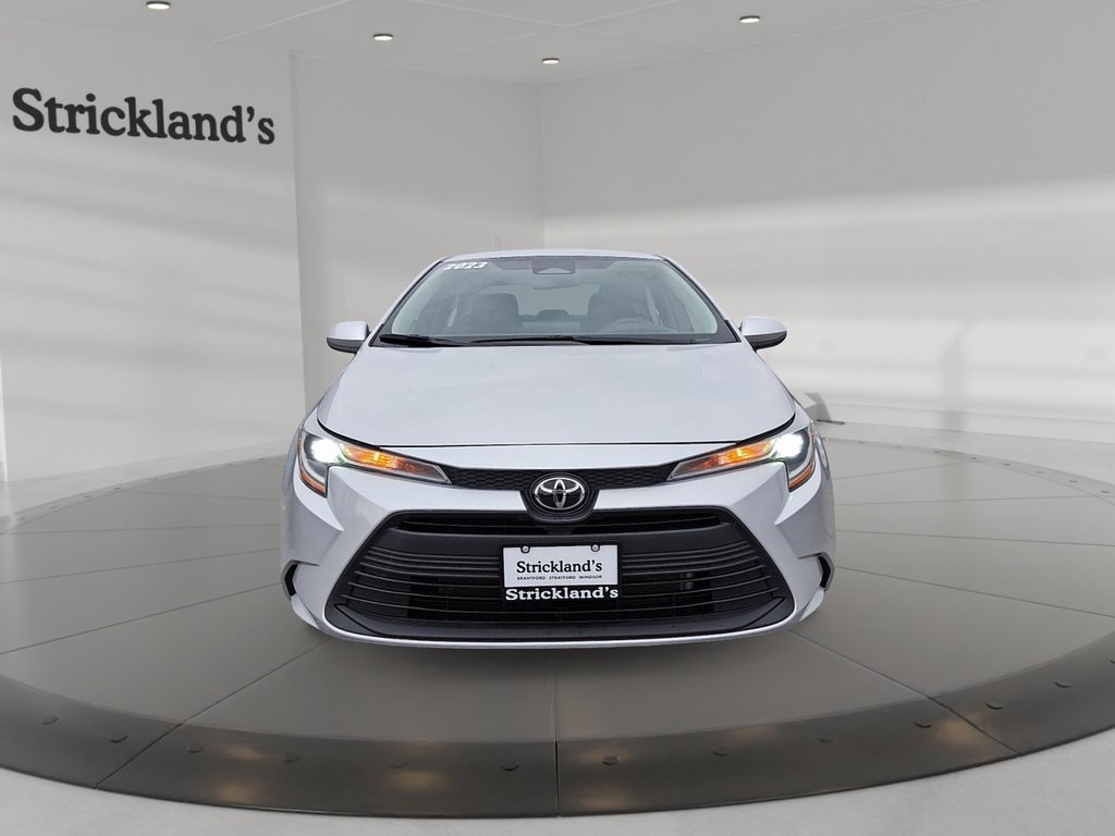 2023 Toyota Corolla LE CVT in Stratford, Ontario - 2 - w1024h768px