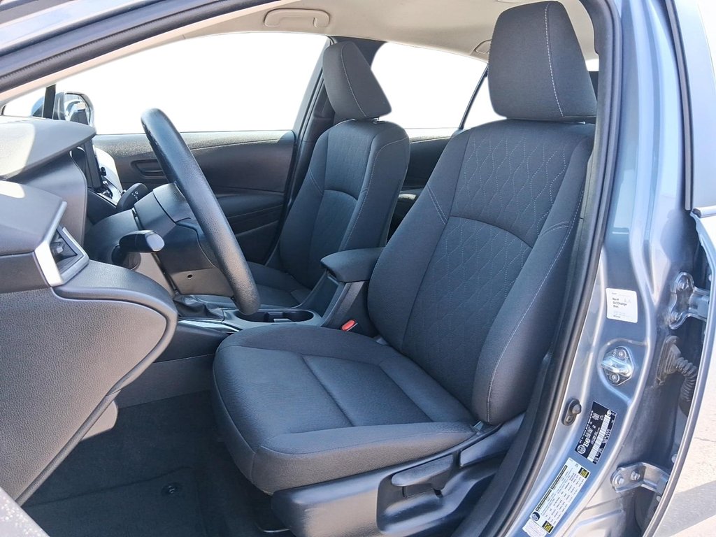 2023 Toyota Corolla LE CVT in Stratford, Ontario - 8 - w1024h768px