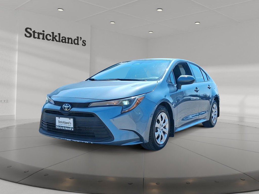 2023 Toyota Corolla LE CVT in Stratford, Ontario - 1 - w1024h768px