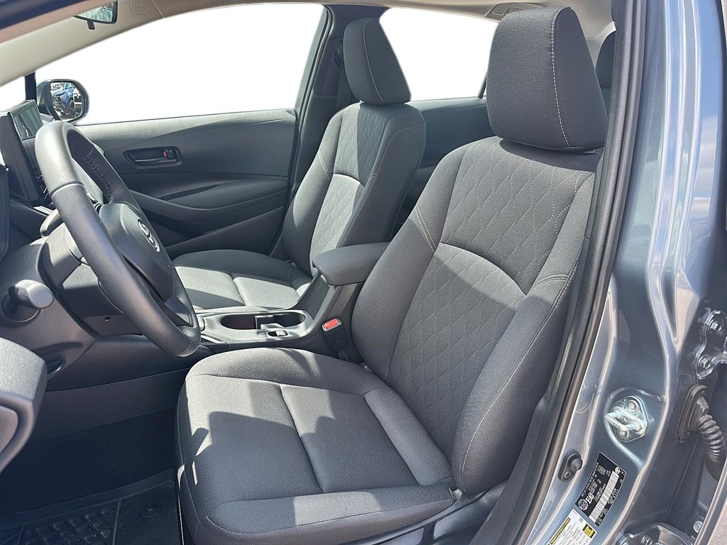 2024 Toyota Corolla LE CVT in Stratford, Ontario - 8 - w1024h768px