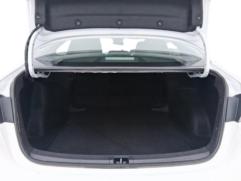 2024 Toyota Corolla LE CVT in Stratford, Ontario - 6 - w1024h768px