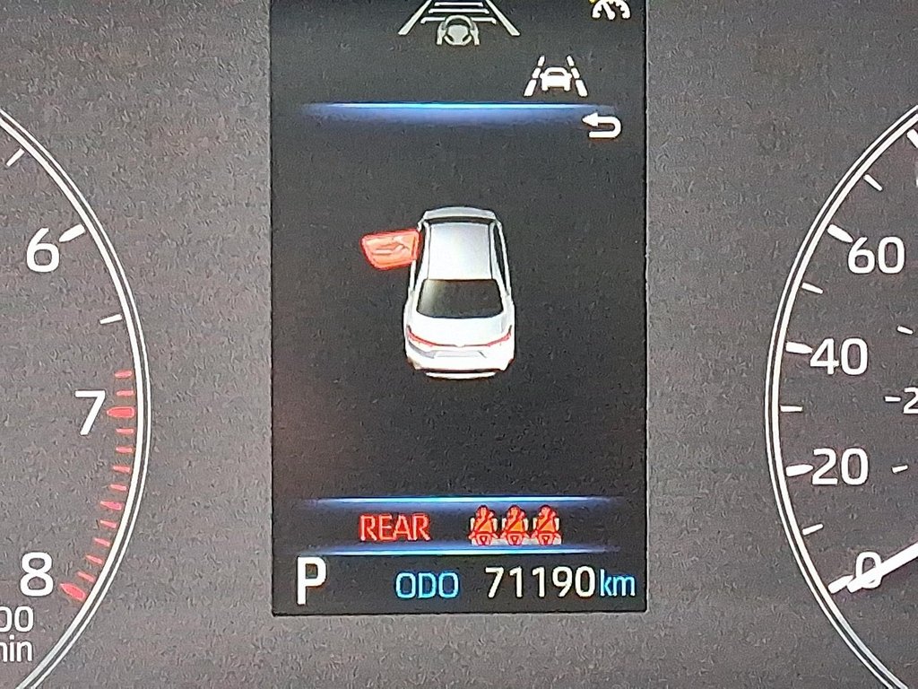 2024 Toyota Corolla LE CVT in Stratford, Ontario - 13 - w1024h768px