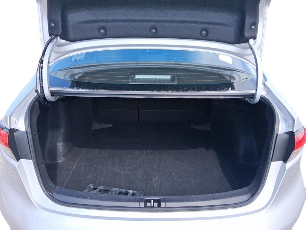 2024 Toyota Corolla LE CVT in Stratford, Ontario - 6 - w1024h768px