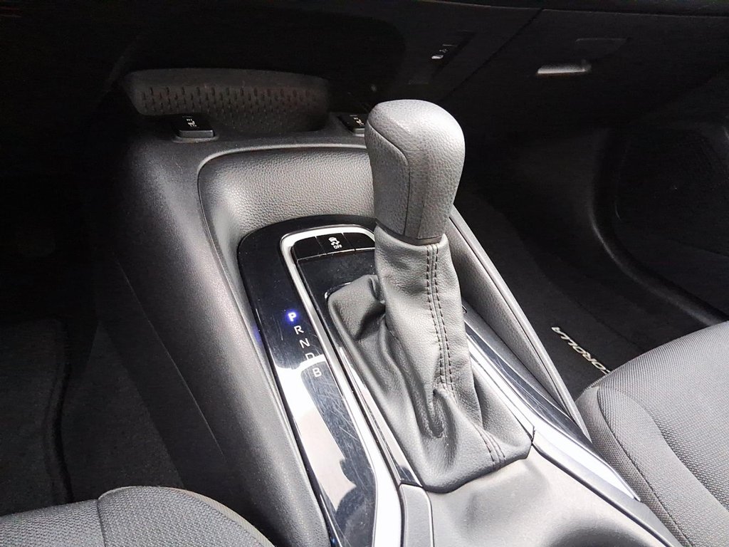 2024 Toyota Corolla LE CVT in Stratford, Ontario - 16 - w1024h768px