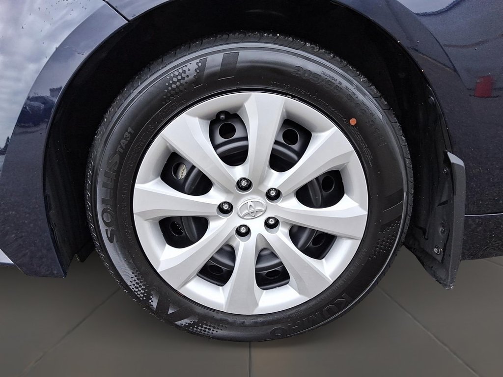 2024 Toyota Corolla LE CVT in Stratford, Ontario - 7 - w1024h768px