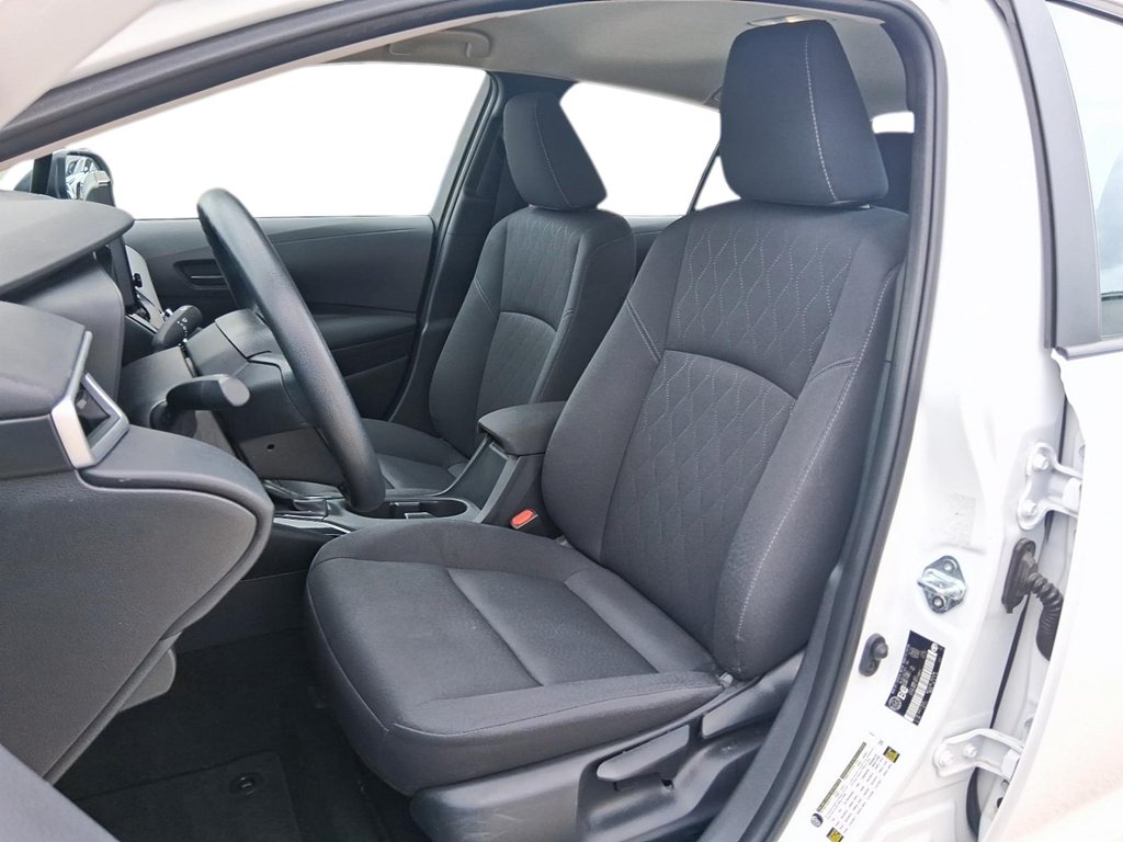 2024 Toyota Corolla LE CVT in Stratford, Ontario - 8 - w1024h768px