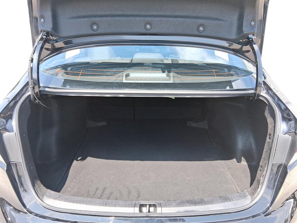 2024 Toyota Corolla LE CVT in Stratford, Ontario - 6 - w1024h768px