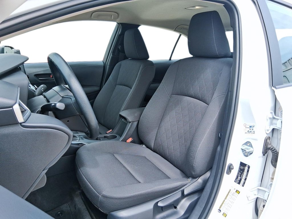 2024 Toyota Corolla LE CVT in Stratford, Ontario - 8 - w1024h768px