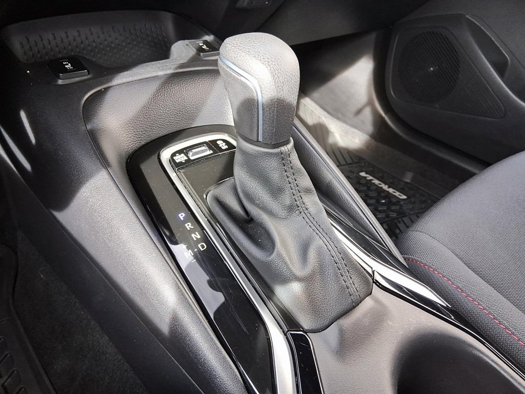 2025 Toyota Corolla SE CVT in Stratford, Ontario - 16 - w1024h768px