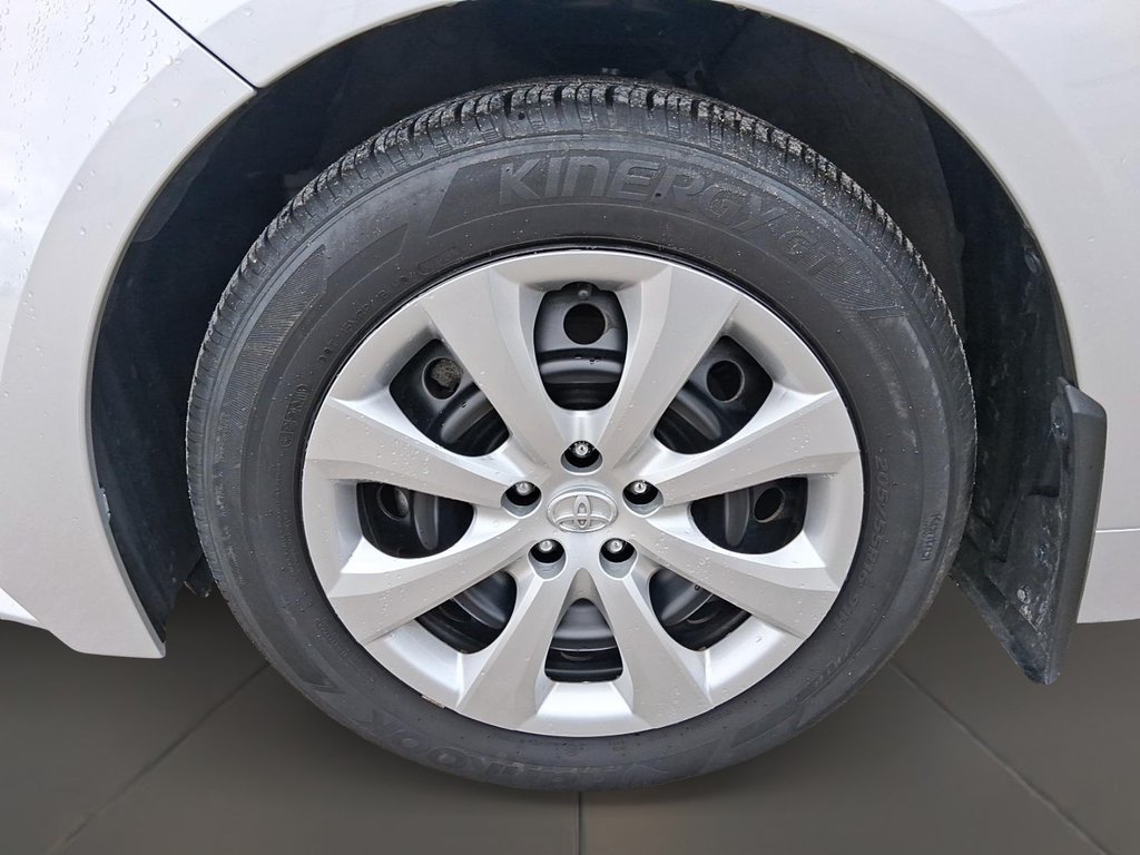 2025 Toyota Corolla LE CVT in Stratford, Ontario - 7 - w1024h768px