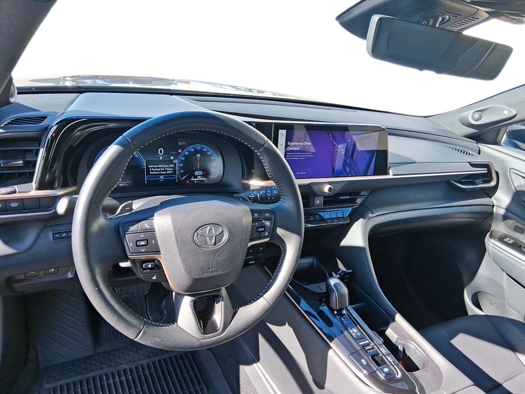 2025 Toyota Crown Signia Limited in Stratford, Ontario - 10 - w1024h768px