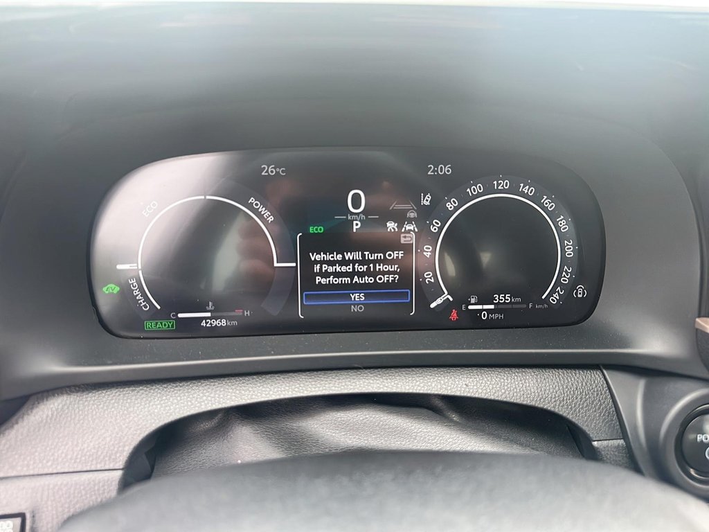 2023 Toyota CROWN Limited in Stratford, Ontario - 13 - w1024h768px