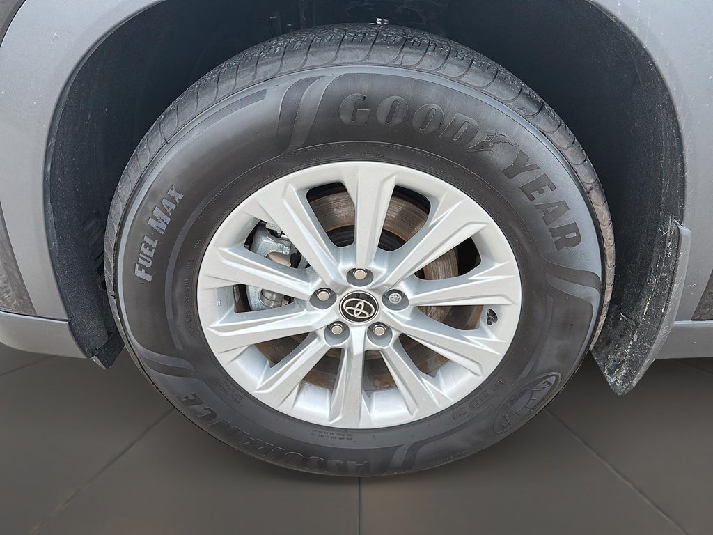 2025 Toyota GRAND HIGHLANDER HYB Rid XLE AW in Stratford, Ontario - 7 - w1024h768px
