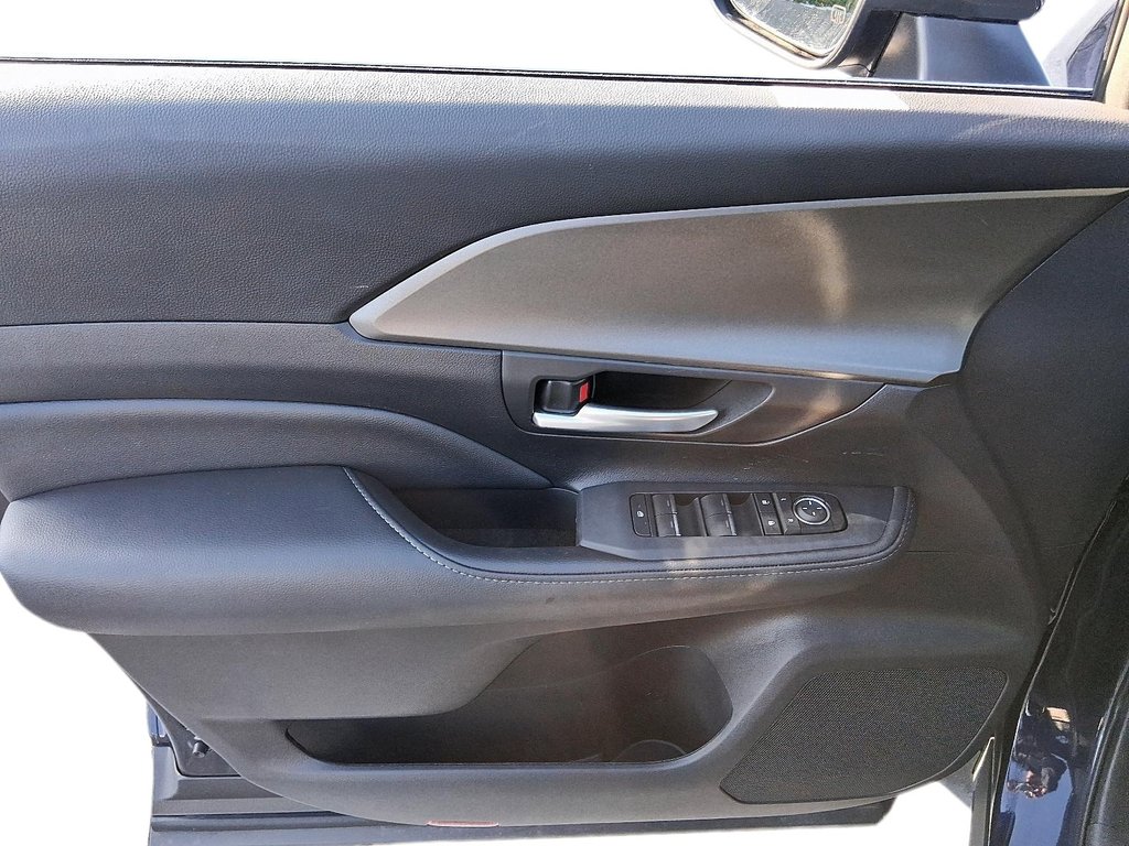 2025 Toyota Grand Highlander Hyb rid XLE AW in Stratford, Ontario - 14 - w1024h768px