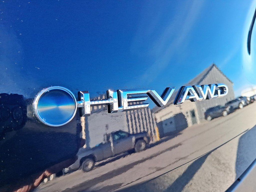 2025 Toyota Grand Highlander Hyb rid XLE AW in Stratford, Ontario - 9 - w1024h768px