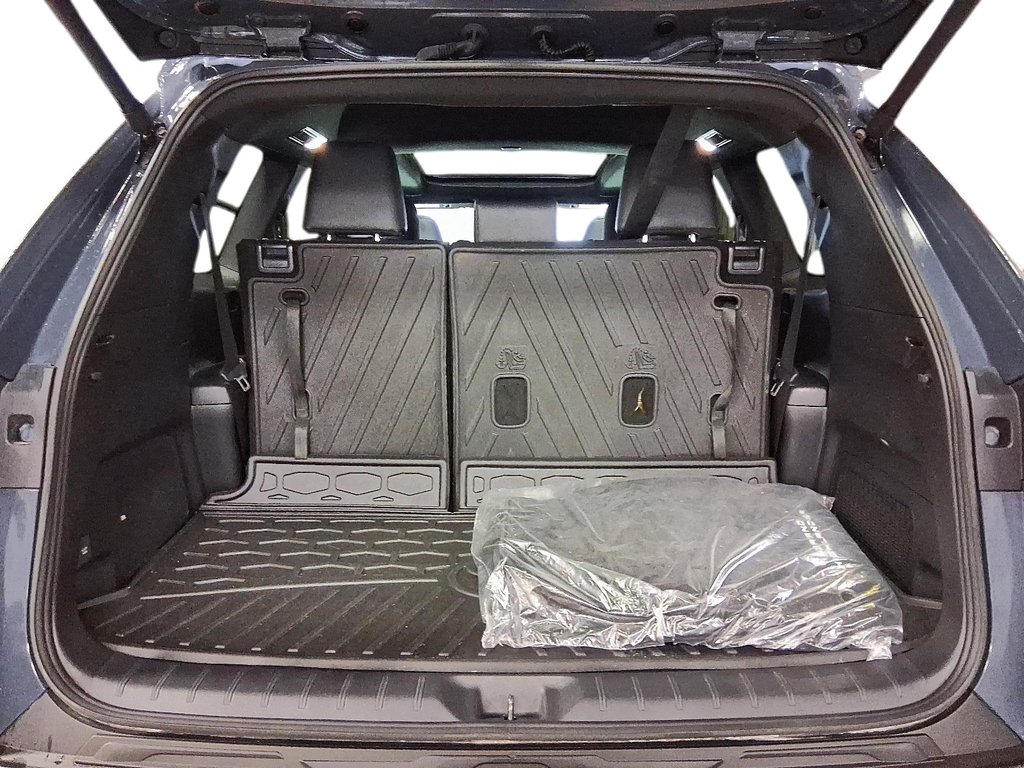 2025 Toyota Grand Highlander Hyb Grand Highlander Platinum Hybr in Stratford, Ontario - 6 - w1024h768px