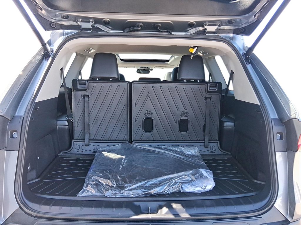 2026 Toyota Grand Highlander Hyb Grand Highlander Limited Hybri in Stratford, Ontario - 6 - w1024h768px