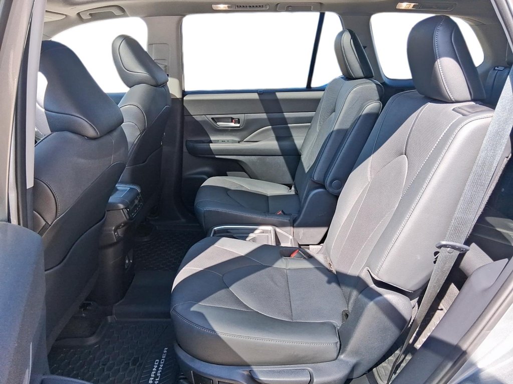 2026 Toyota Grand Highlander Hyb Grand Highlander Limited Hybri in Stratford, Ontario - 9 - w1024h768px