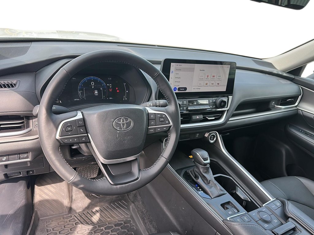 2024 Toyota Grand Highlander XLE AWD in Stratford, Ontario - 9 - w1024h768px