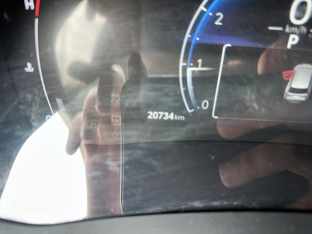 2024 Toyota Grand Highlander XLE AWD in Stratford, Ontario - 12 - w1024h768px