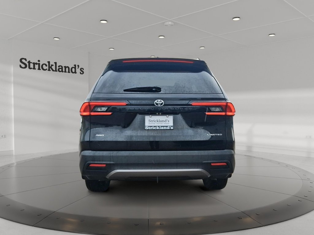 2025 Toyota Grand Highlander Limited AWD in Stratford, Ontario - 3 - w1024h768px