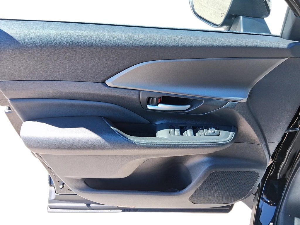 2026 Toyota Grand Highlander XLE AWD in Stratford, Ontario - 12 - w1024h768px