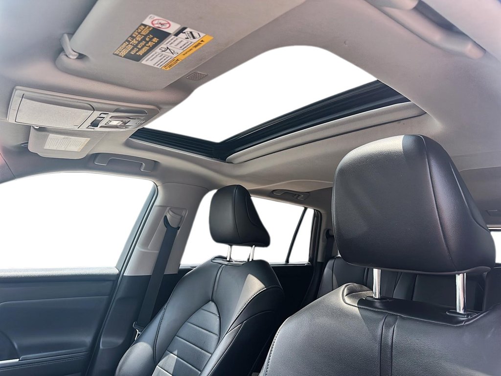 2021 Toyota Highlander hybrid XLE AWD in Stratford, Ontario - 16 - w1024h768px