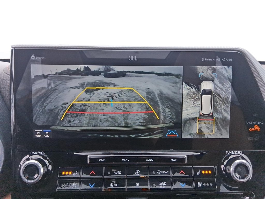 2022 Toyota Highlander Hybrid Limited AWD in Stratford, Ontario - 20 - w1024h768px