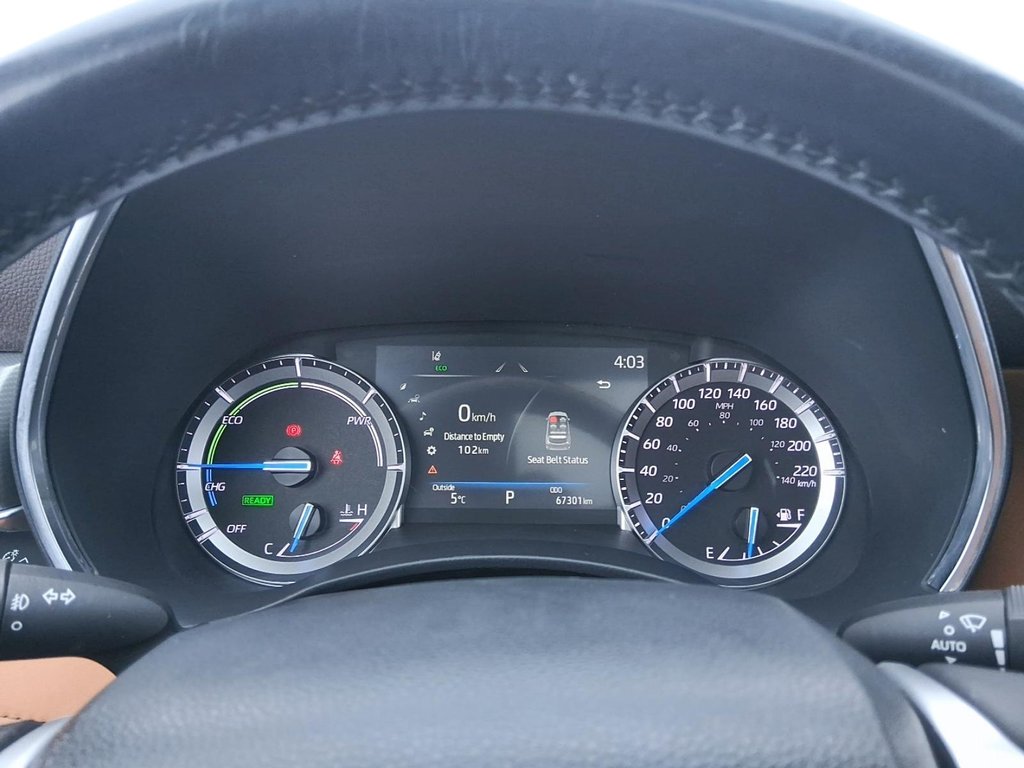 2022 Toyota Highlander Hybrid Limited AWD in Stratford, Ontario - 15 - w1024h768px