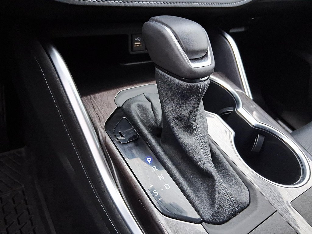 2024 Toyota Highlander Hybrid Limited AWD in Stratford, Ontario - 17 - w1024h768px