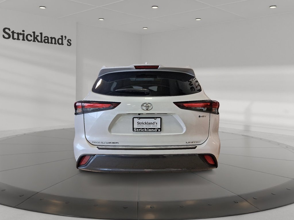 2025 Toyota Highlander Hybrid Limited AWD in Stratford, Ontario - 3 - w1024h768px