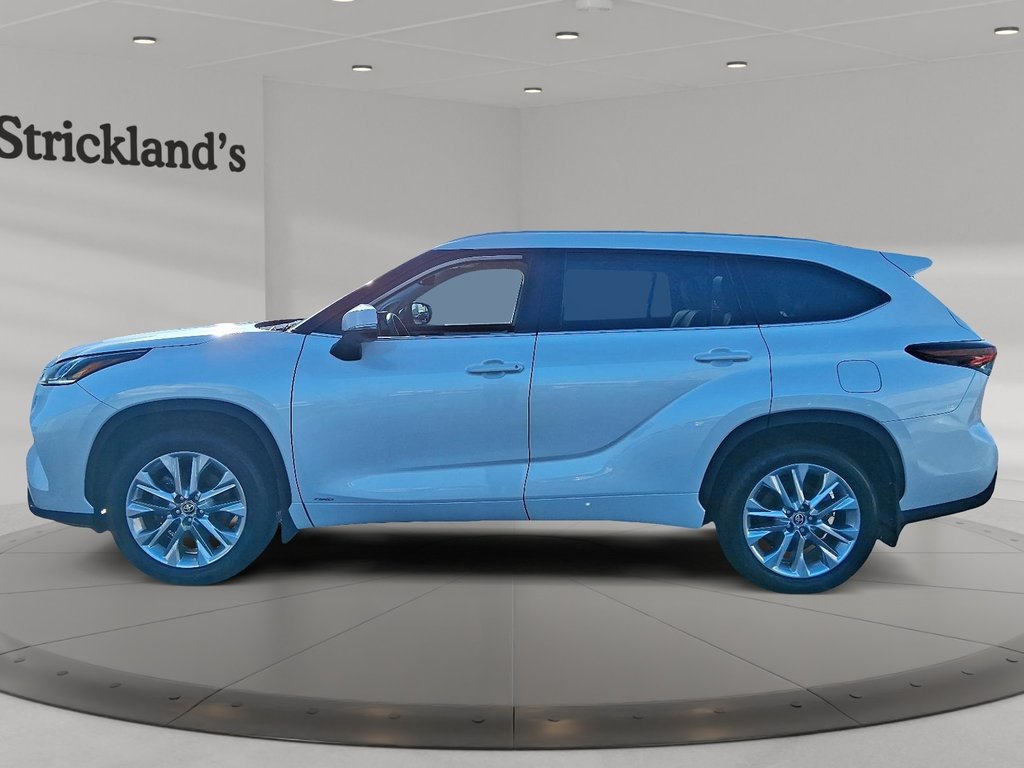 2025 Toyota Highlander Hybrid Limited AWD in Stratford, Ontario - 5 - w1024h768px