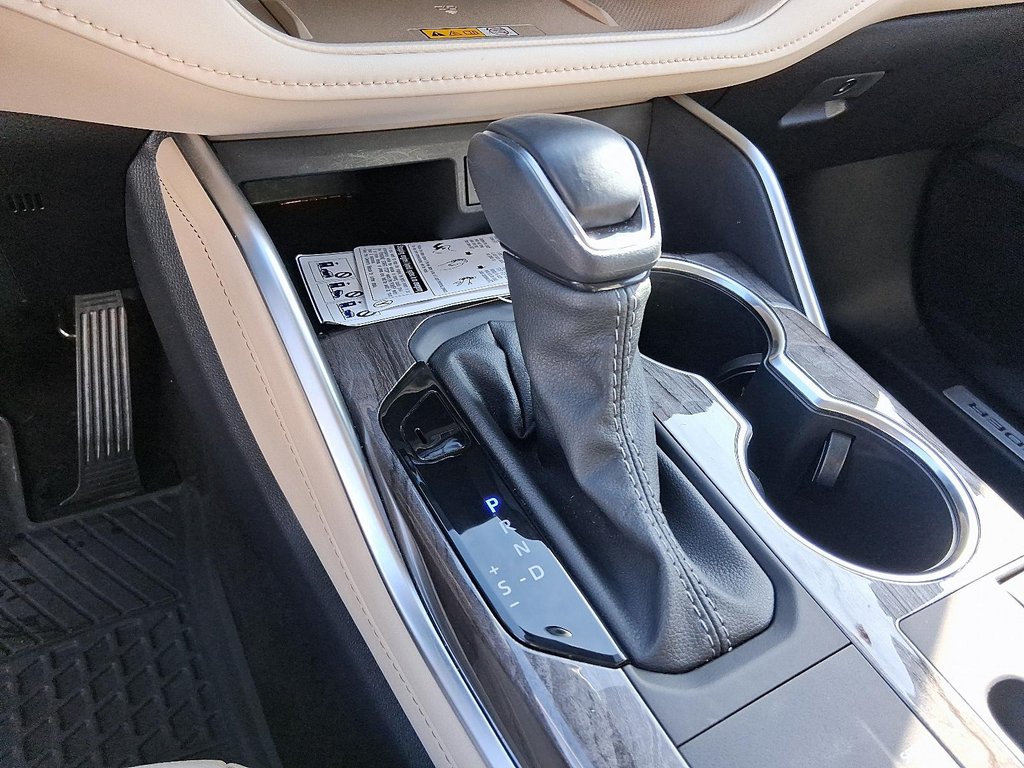 2025 Toyota Highlander Hybrid Limited AWD in Stratford, Ontario - 17 - w1024h768px