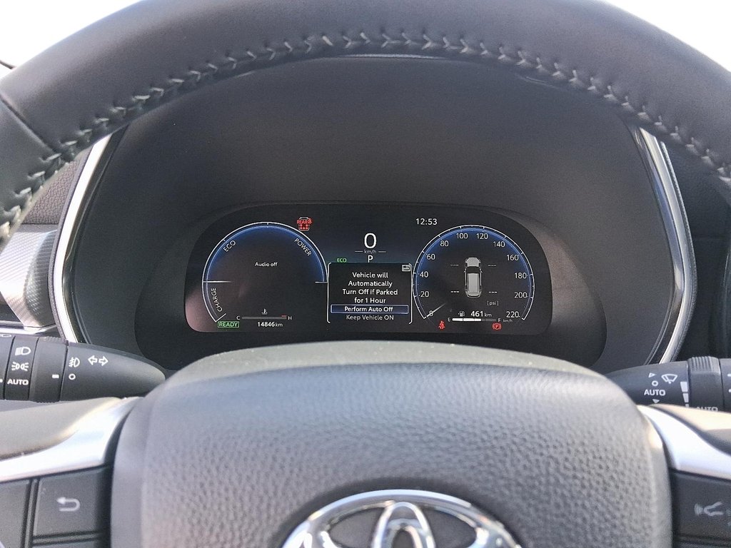 2025 Toyota Highlander Hybrid Limited AWD in Stratford, Ontario - 15 - w1024h768px