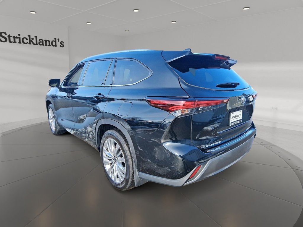 2025 Toyota Highlander Hybrid Limited AWD in Stratford, Ontario - 4 - w1024h768px