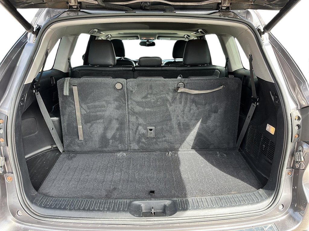 2014 Toyota Highlander XLE AWD in Stratford, Ontario - 6 - w1024h768px